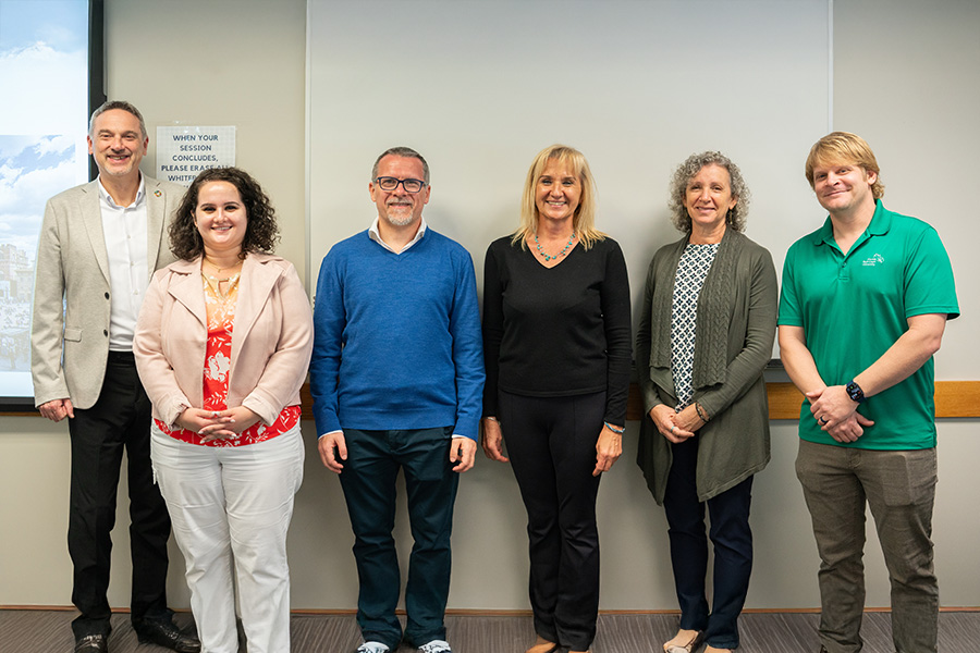 Global engafement team members