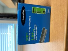 Staples - Heavy Duty 1/2in 