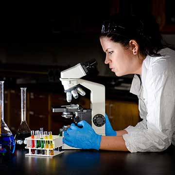 Photo of researcher in lab.
