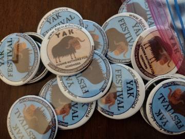 YAK buttons 