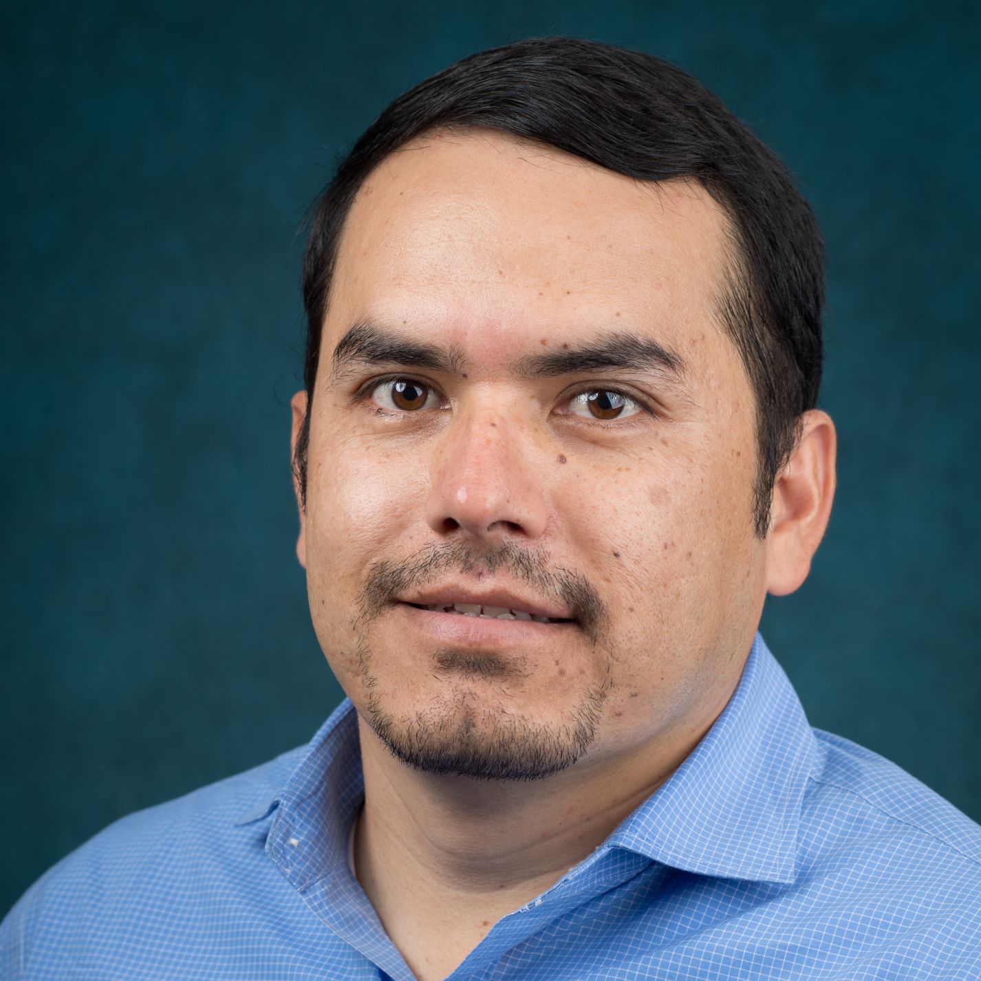 Dr. Alejandro Bugarin