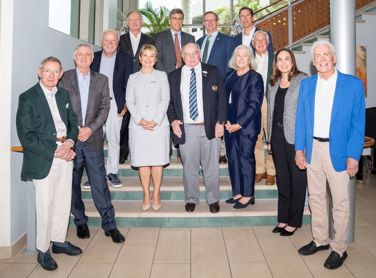 Group photo of the College of Business Visiting Council