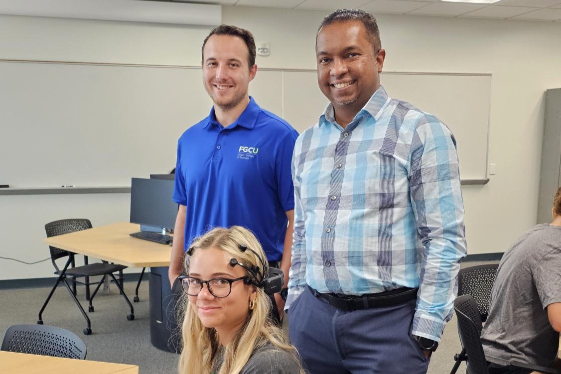 Lutgert Researchers Use Brainwave Technology to Rethink How Students Learn Accounting