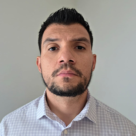 Headshot of Gil Montoya