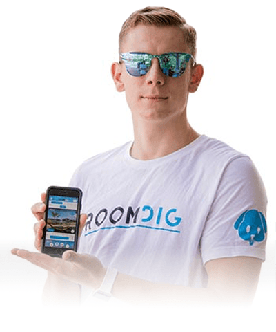 Entrepreneurship Major Jakub Adamowicz started his business RoomDig